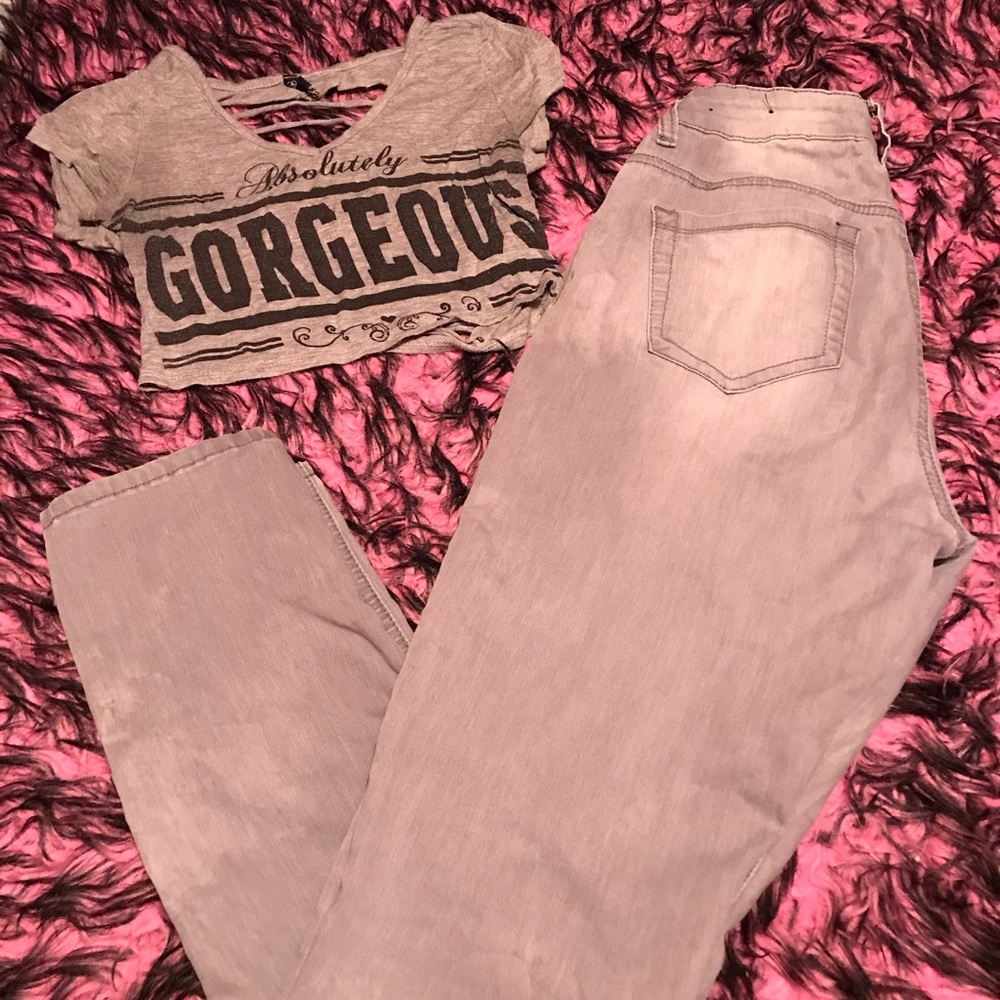Crop top & grey pants